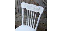 Chaise Pressback blanc antique